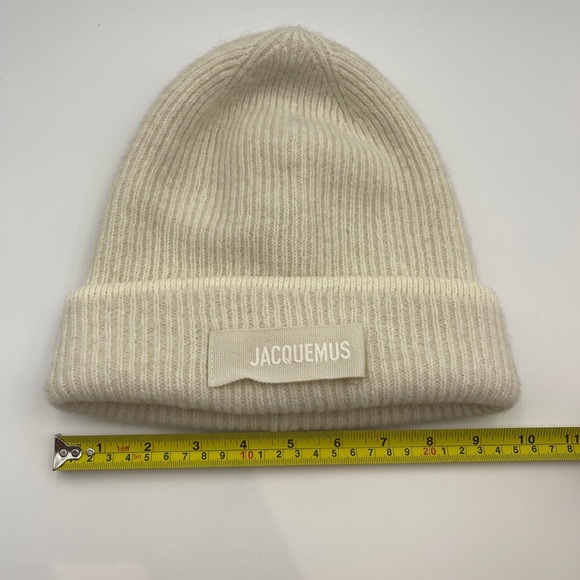 BNWT NEW Jacquemus Off-White La Casa 'Le bonnet Gros Grain' Beanie beanie hat - Picture 5 of 7